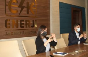 CK Enerji Akdeniz Elektrik’ten MÜHİM’lerde ‘işaret dili’ ile Hizmet