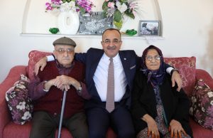 Tural Anne Babasının Hayır Duasını Alarak Seçim Startını Verdi