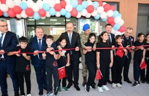 ÜLKÜ ORTAOKULUNUN YENİ BİNASI BUGÜN TÖRENLE AÇILDI